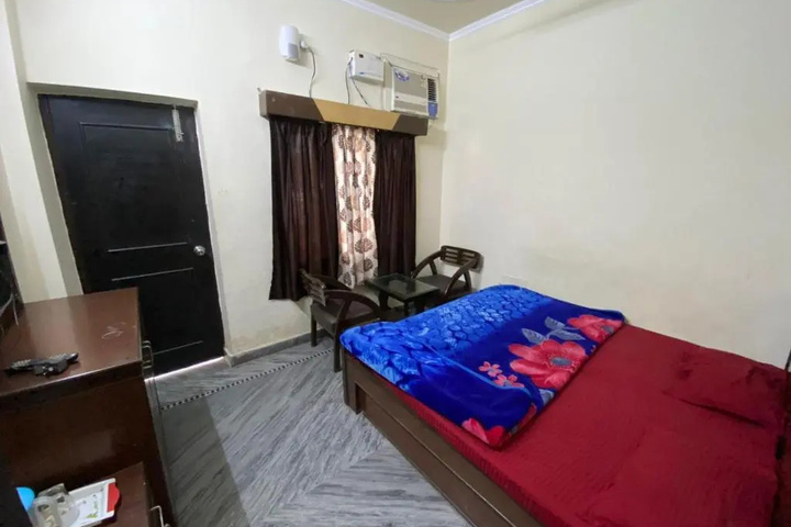 Hotel Shivanta Residency by WB Inn