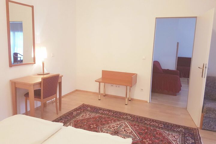 Room 45 of 133