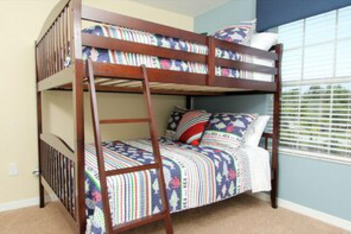 Room 28 of 38