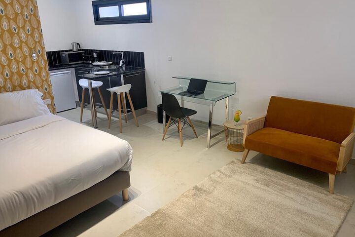 Room 21 of 51