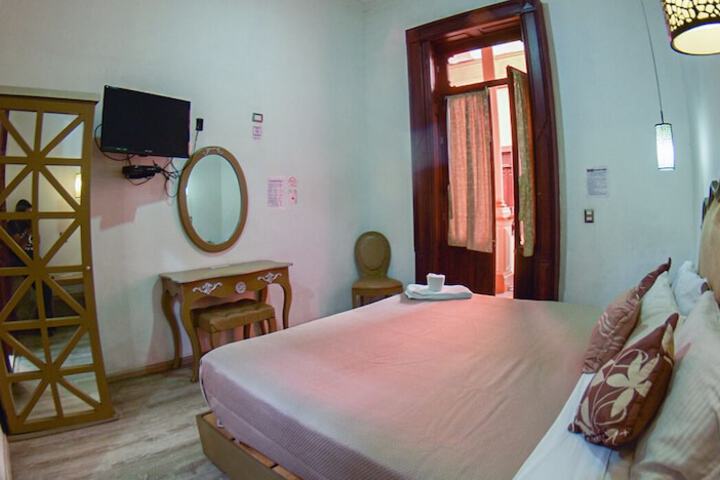 Room 29 of 59