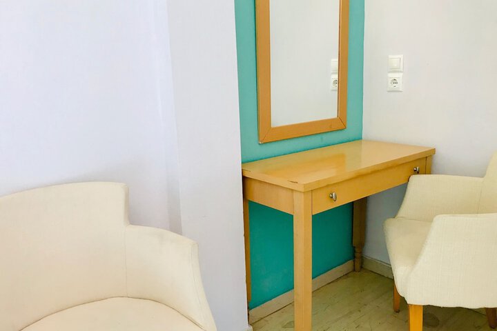 Room 5 of 50