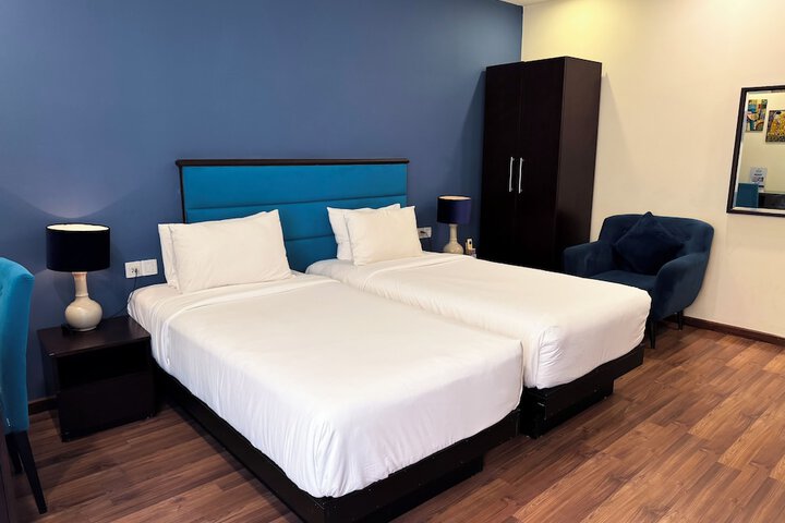 Room 40 of 84
