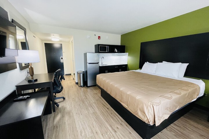 Room 19 of 72