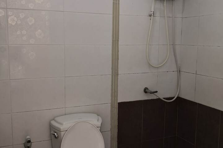 Room 13 of 15