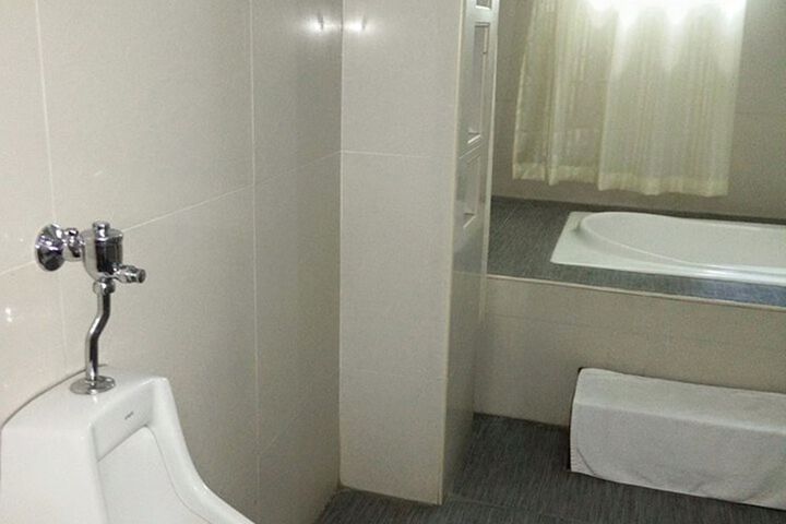 Room 40 of 80