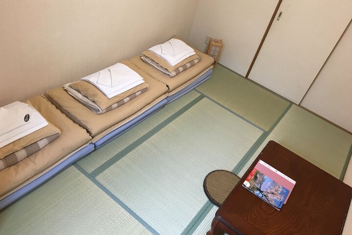 Room 7 of 84