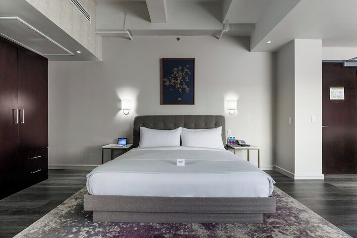 Room 56 of 124