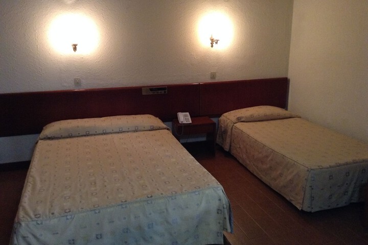 Room 5 of 47