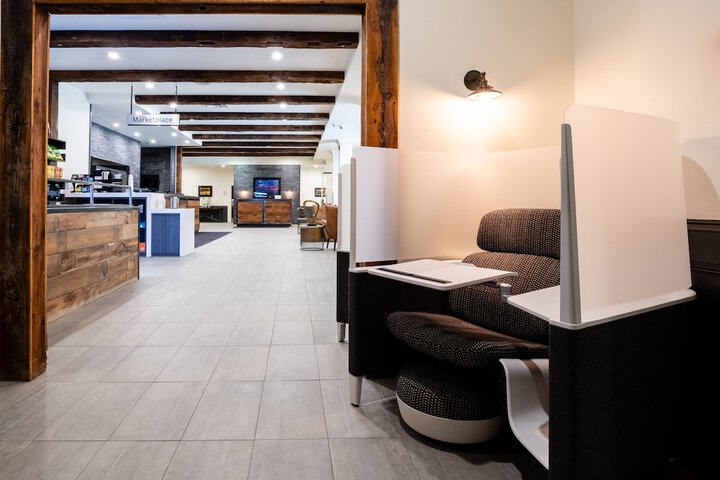 Hotel Interior 8 of 249