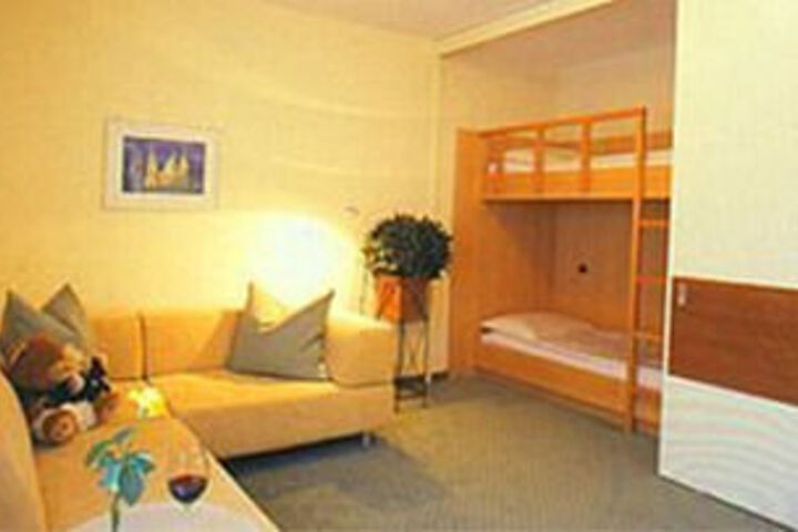 Room 15 of 47