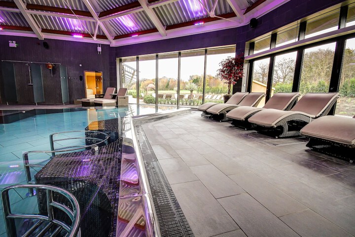 Pool 66 of 142