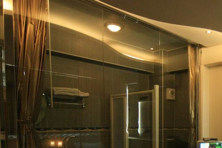 Clean Restrooms