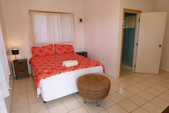 Room 9 of 26