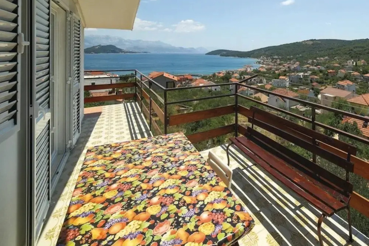 Terrace/Patio 6 of 15