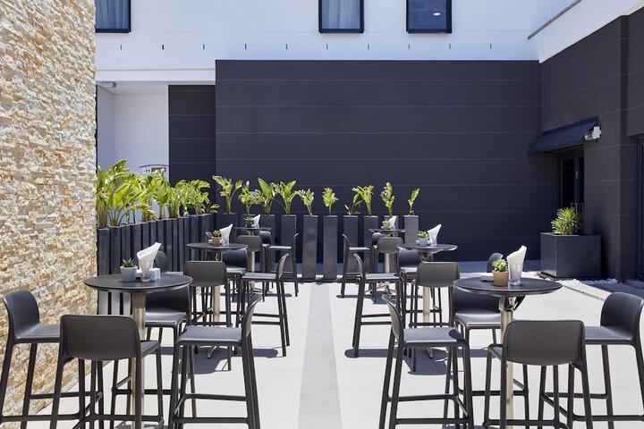 Terrace/Patio 32 of 35