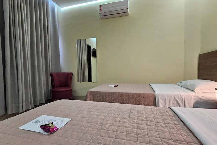 Room 26 of 62