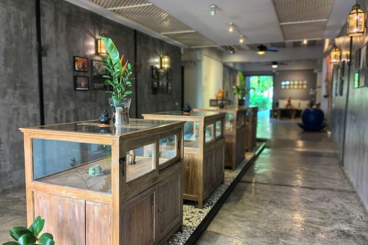 Hotel Interior 2 of 99