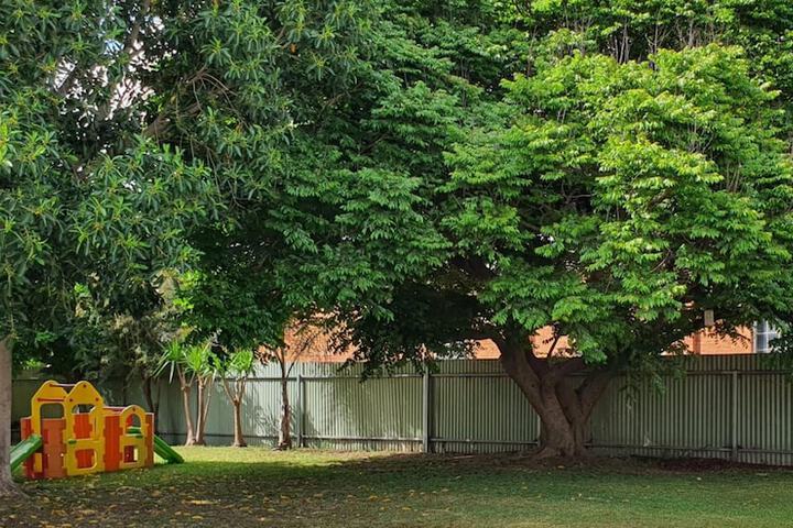 Property Grounds 28 of 34