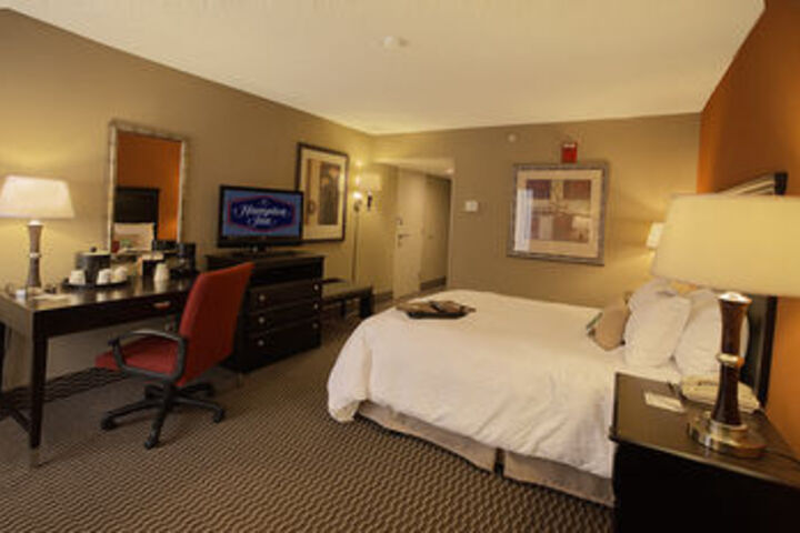 Room 22 of 27