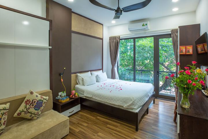 Room 15 of 35