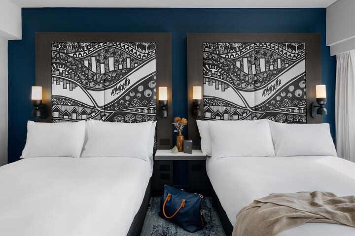 Room 19 of 127