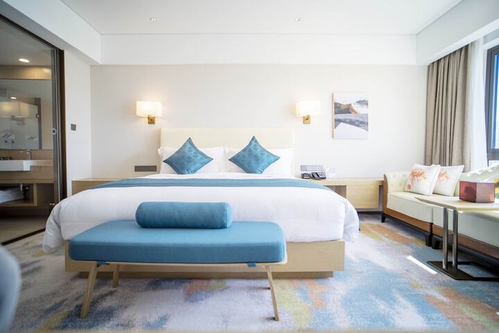 Room 20 of 131