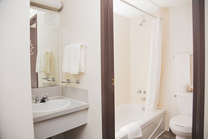 Room 21 of 40