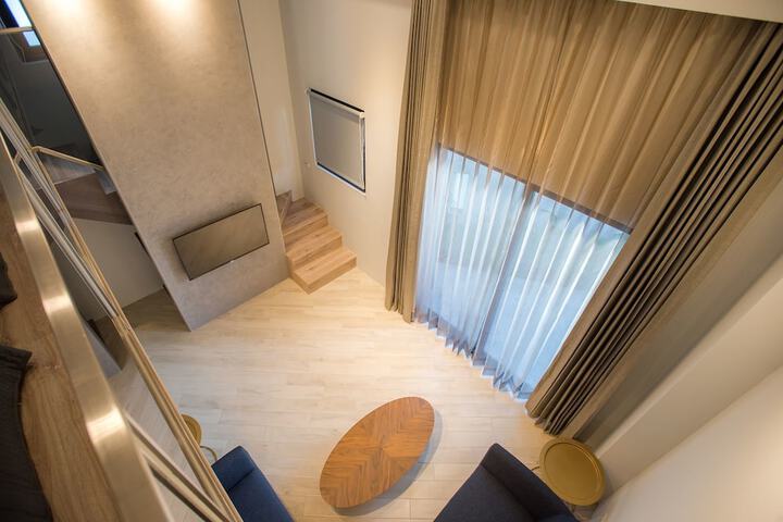 Room 60 of 100