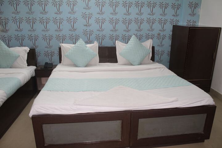 Room 8 of 21