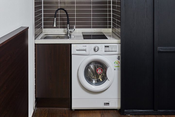 Laundry 17 of 28