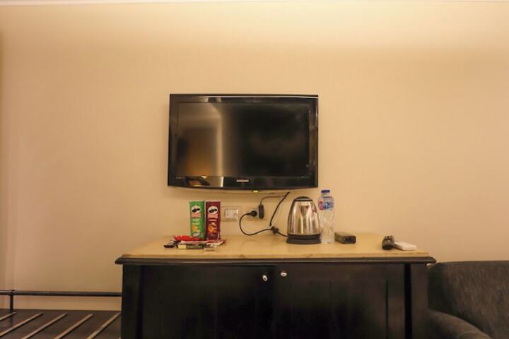 Room 20 of 177