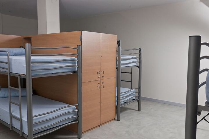 Room 7 of 35