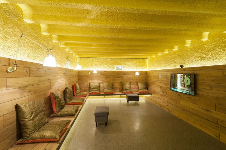 Hotel Interior 137 of 159