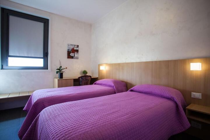 Room 45 of 86