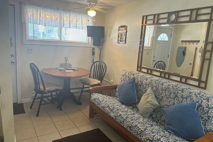 Room 2 of 51
