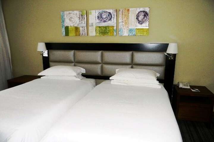 Room 10 of 58