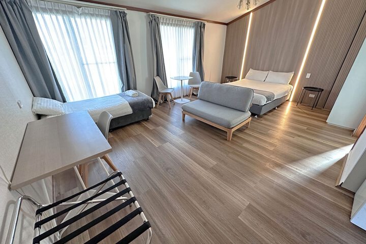Room 11 of 49