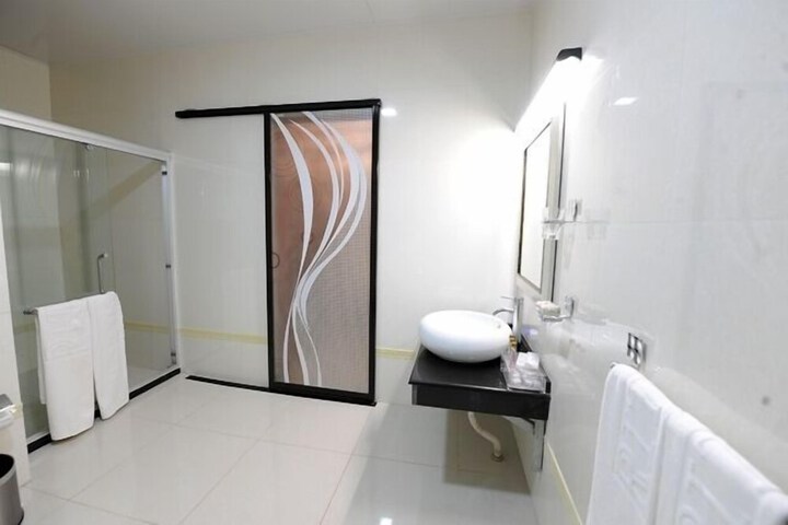 Room 14 of 20