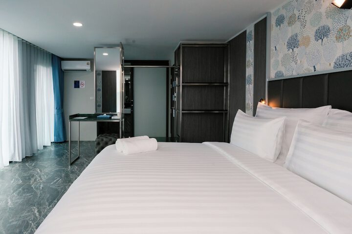 Room 53 of 138