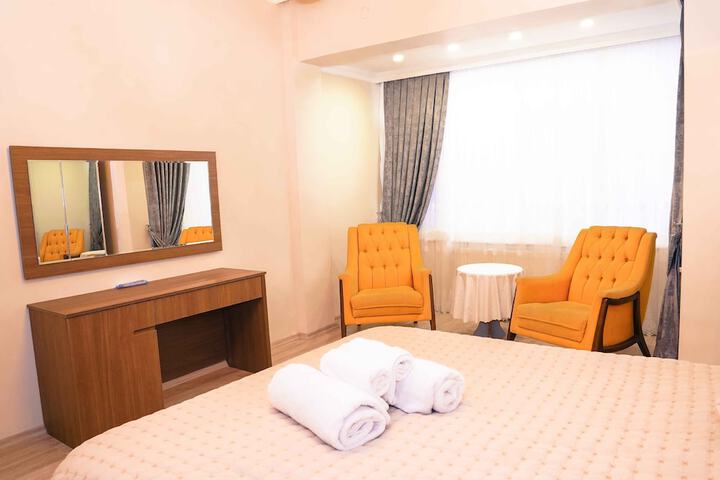 Room 44 of 117