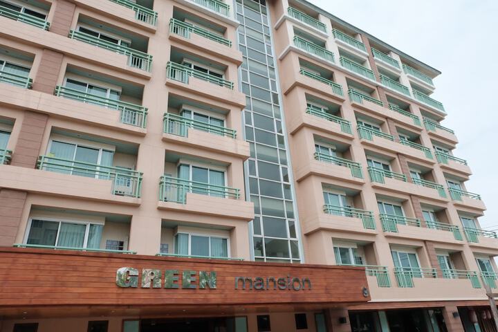 Hotel 85 of 89