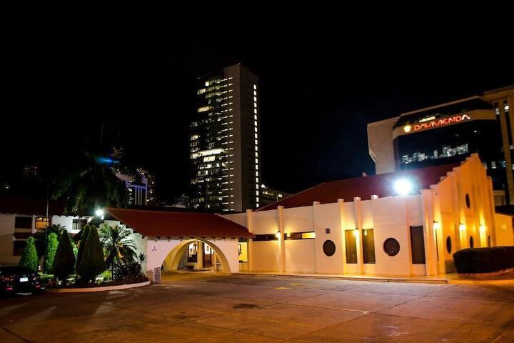 Hotel 28 of 29