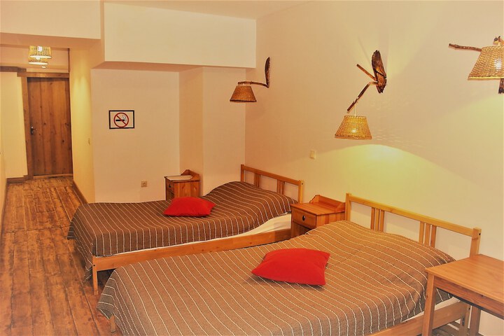 Room 2 of 15