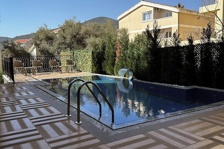 Pool 57 of 74