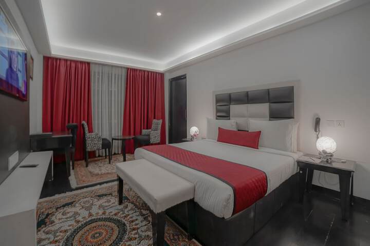 Room 8 of 41