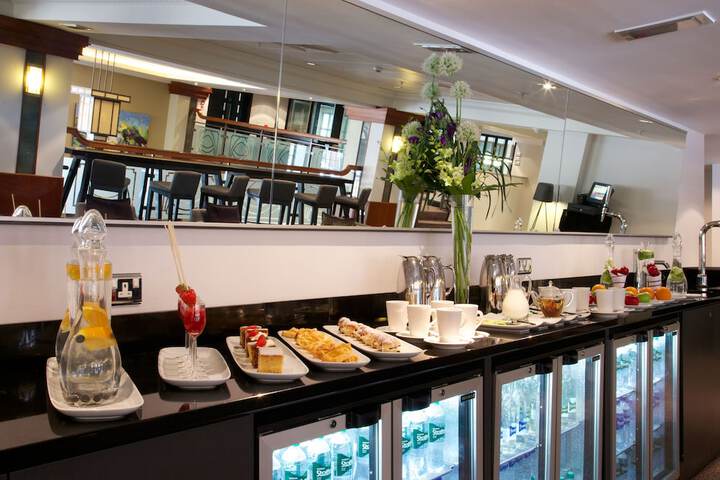 Breakfast/Coffee Service 54 of 69