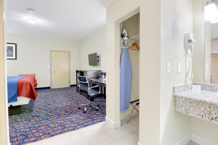 Inside Room Photo