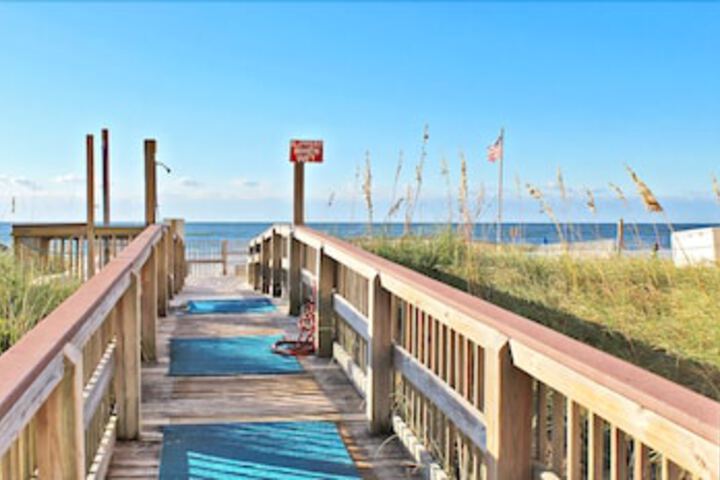 Crystal Shores West 601 in Gulf Shores, AL