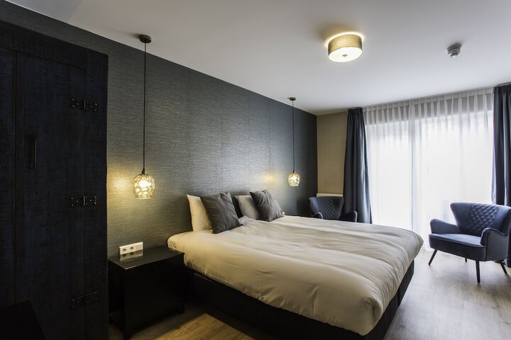 Room 19 of 53